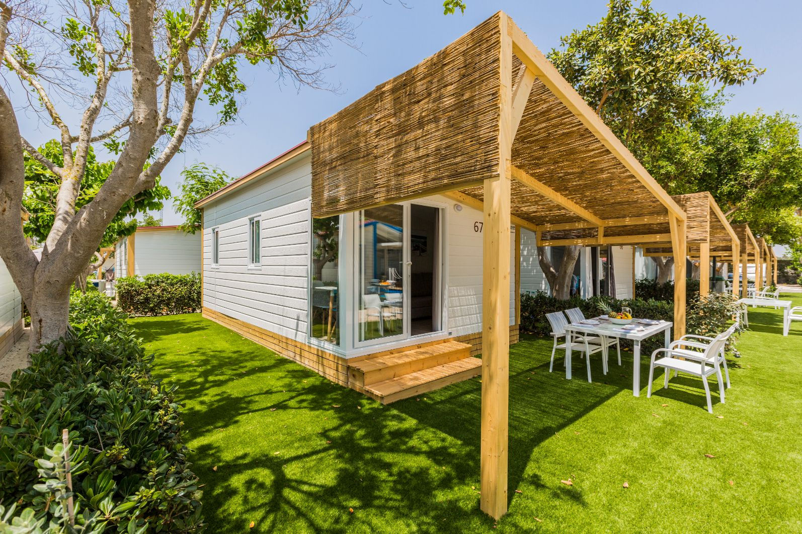 Bungalow Malta del hotel Alannia Guardamar Resort. Foto 5