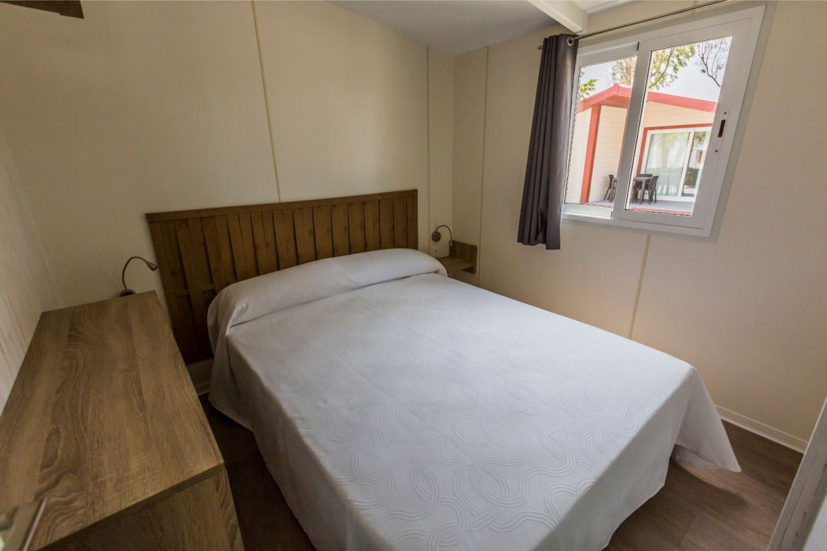 Bungalow Malta Plus del hotel Alannia Guardamar Resort. Foto 4