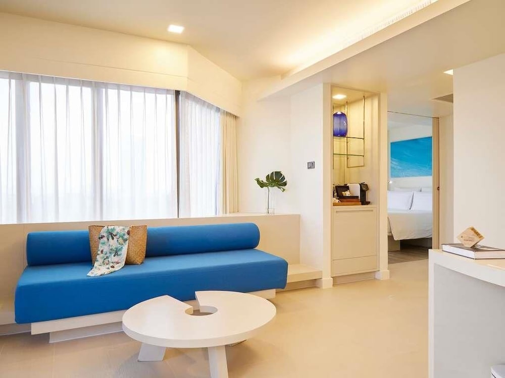 Habitación Premium, 2 habitaciones (1 King Size and 2 Single Size Beds) del hotel Pullman Pattaya G. Foto 2