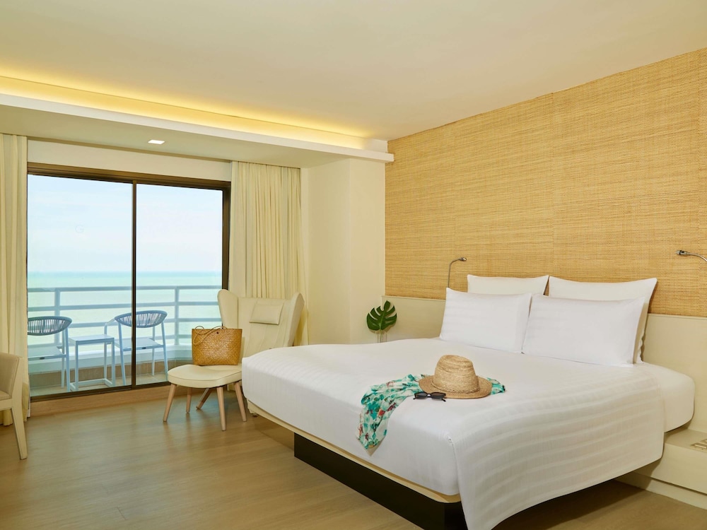 Habitación ejecutiva, 1 cama de matrimonio grande, Acceso al salón del club, vistas al mar del hotel Pullman Pattaya G
