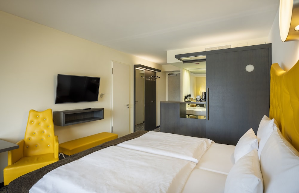 Habitación Confort del hotel Arcotel Onyx Hamburg. Foto 1