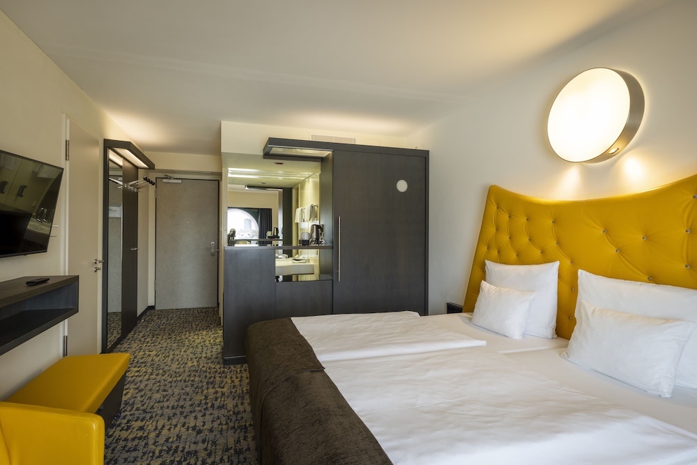 Habitación Confort del hotel Arcotel Onyx Hamburg. Foto 3