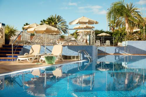 Apartamento con vistas a la piscina del hotel Norcopia