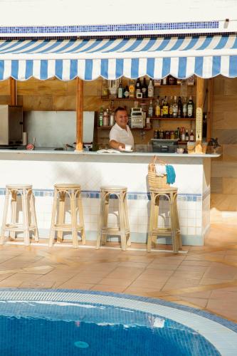 Apartamento con vistas a la piscina del hotel Norcopia. Foto 6
