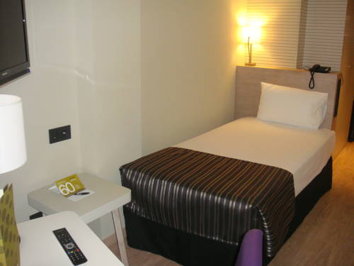 Habitación individual del hotel Exe Moncloa. Foto 2