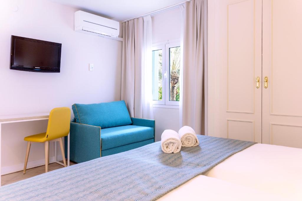 Habitación doble Económica del hotel Palmasol. Foto 2