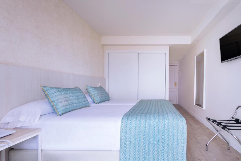 Habitación doble del hotel Palmasol. Foto 1