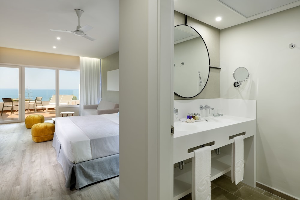 Junior Suite Vista Mar del hotel Benalma Costa del Sol. Foto 4