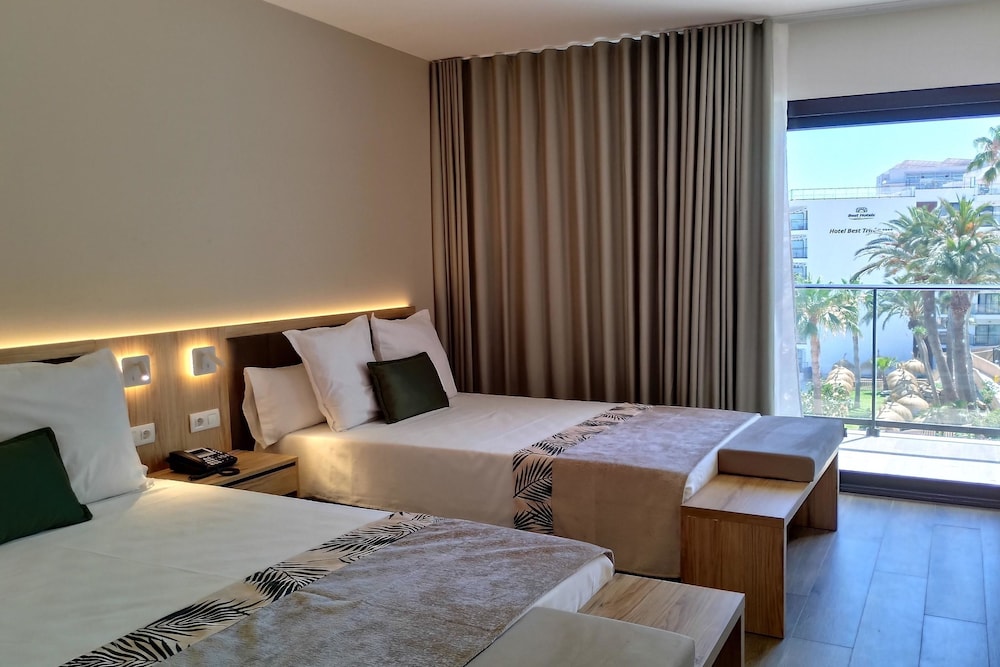Habitación Superior del hotel Best Triton. Foto 2