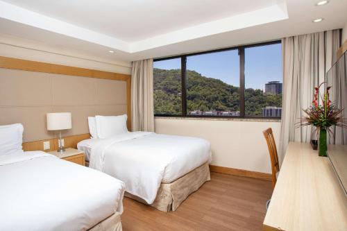 Habitación Doble Executive con vistas al mar - 2 camas del hotel Hilton Copacabana Rio De Janeiro