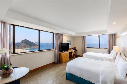 Suite Familiar - Frente al océano del hotel Hilton Copacabana Rio De Janeiro. Foto 3