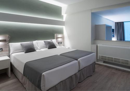 Habitación Familiar Superior del hotel Medplaya Hotel Bali