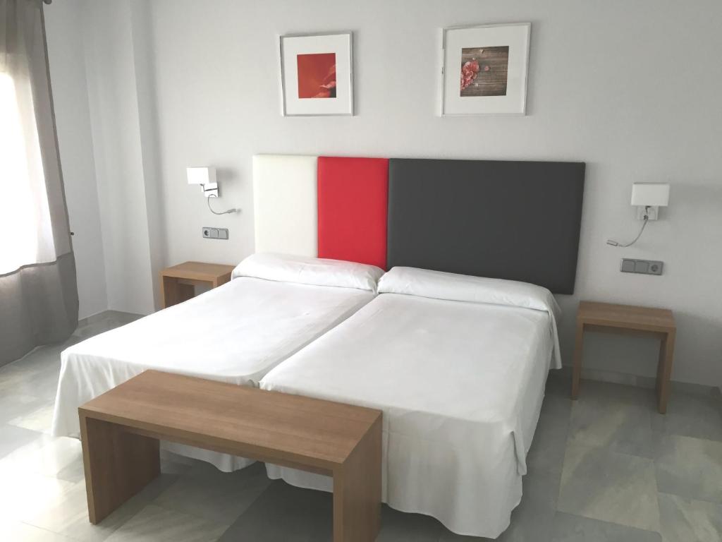 Habitación doble Superior del hotel First Flatotel Internacional. Foto 1