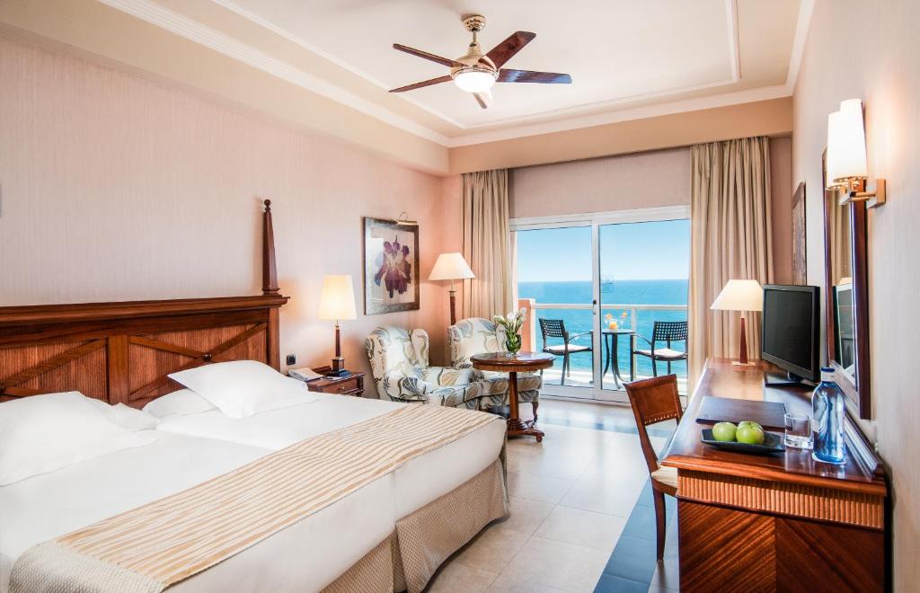 Habitación familiar Vista Mar del hotel Elba Estepona Gran Hotel & Thalasso Spa