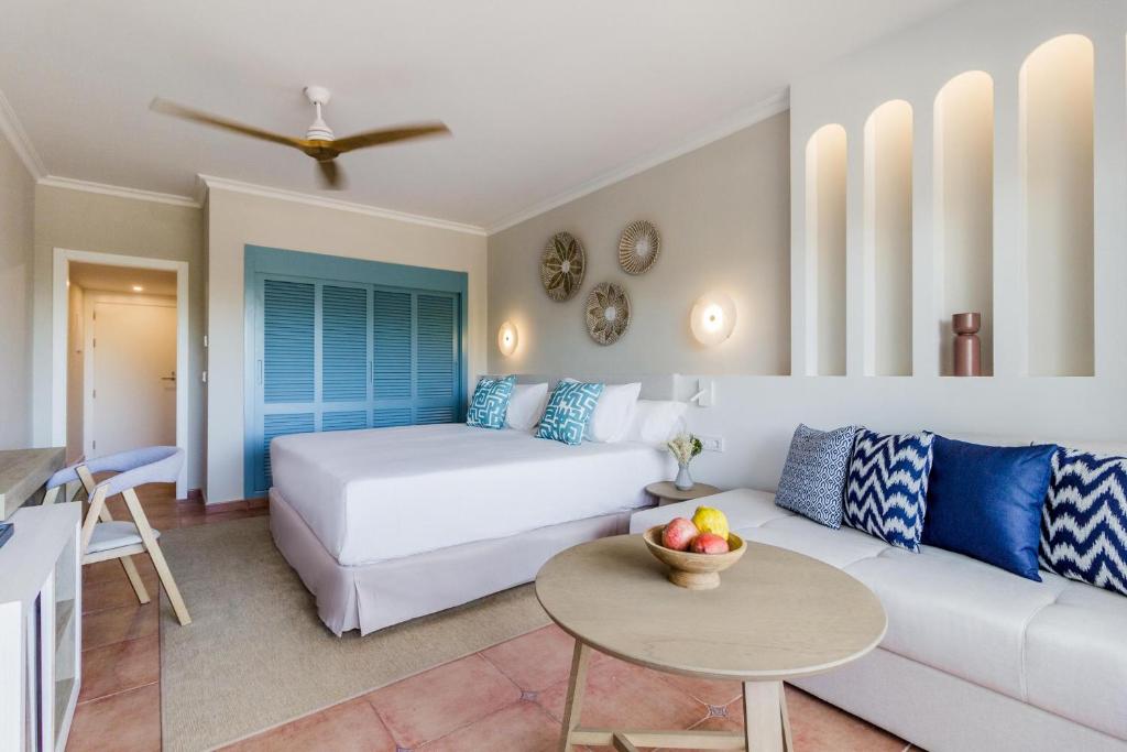 Lifestyle room del hotel Mett and Beach Resort Marbella Estepona. Foto 2