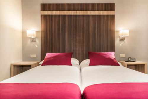 Habitación Doble con vistas al exterior del hotel Ona Diana Park. Foto 6