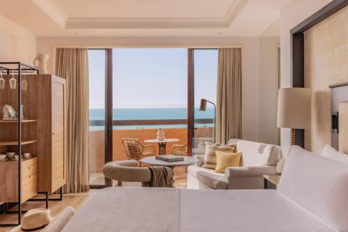 Habitación Deluxe con vistas frontales al mar del hotel Hacienda del Mar member of Meliá Collection. Foto 2