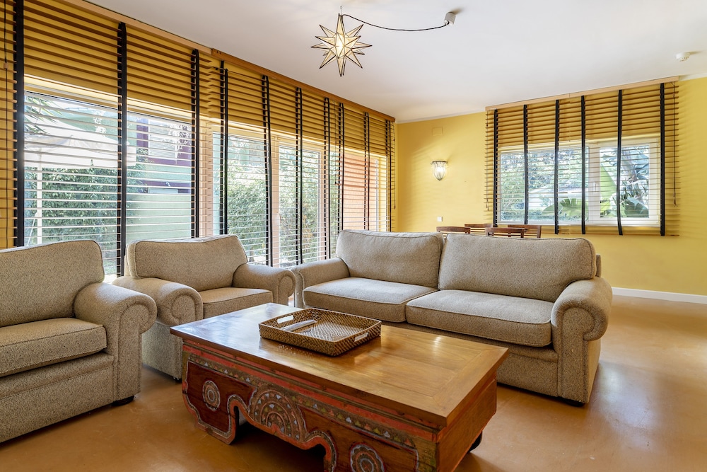 Casa de playa Xtra de 3 dormitorios con jardín del hotel Sol Marbella Estepona Atalaya Park. Foto 1