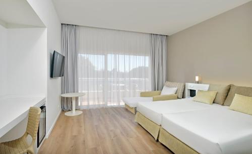 Habitación Sol del hotel Sol Marbella Estepona Atalaya Park