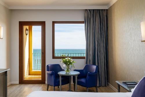 Habitación Doble con vistas al mar del hotel IPV Palace and Spa. Foto 5