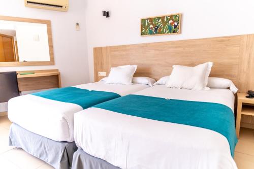 Habitación Doble Estándar del hotel Mainare Playa. Foto 1