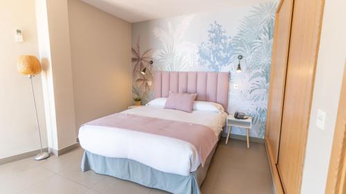 Habitación Doble Deluxe con vistas al mar - 1 o 2 camas del hotel Mainare Playa. Foto 6
