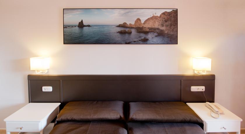 Suite del hotel Fuengirola Beach. Foto 1