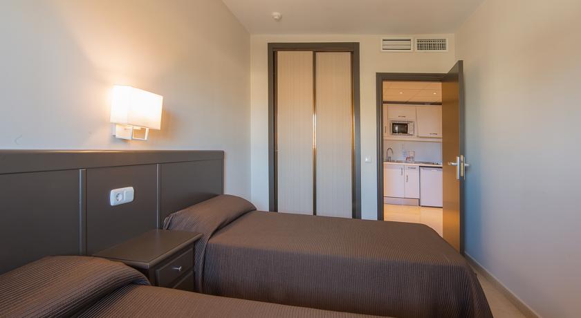 Apartamento 2 habitaciones del hotel Fuengirola Beach. Foto 3