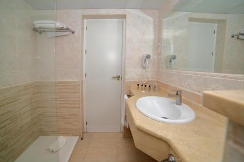 Estudio Superior del hotel Pyr Fuengirola. Foto 5