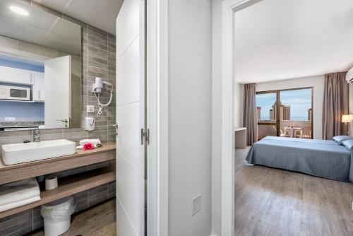 Estudio Triple Estándar del hotel Veramar