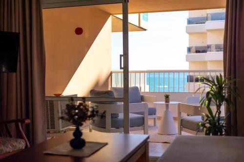 Apartamento de 1 dormitorio con vistas parciales al mar del hotel La Jabega