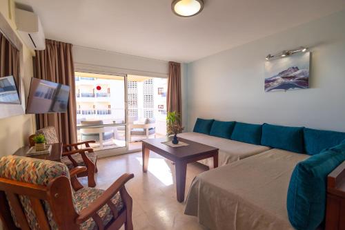 Apartamento de 1 dormitorio con vistas parciales al mar del hotel La Jabega. Foto 4