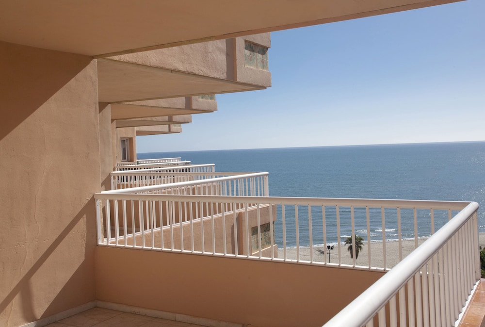 Estudio Lateral Vista Mar del hotel La Jabega