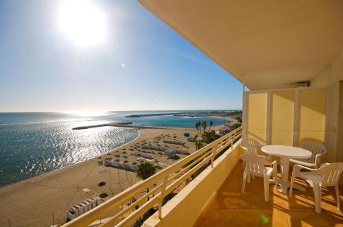 Apartamento de 1 dormitorio con vistas al mar del hotel Stella Maris. Foto 1