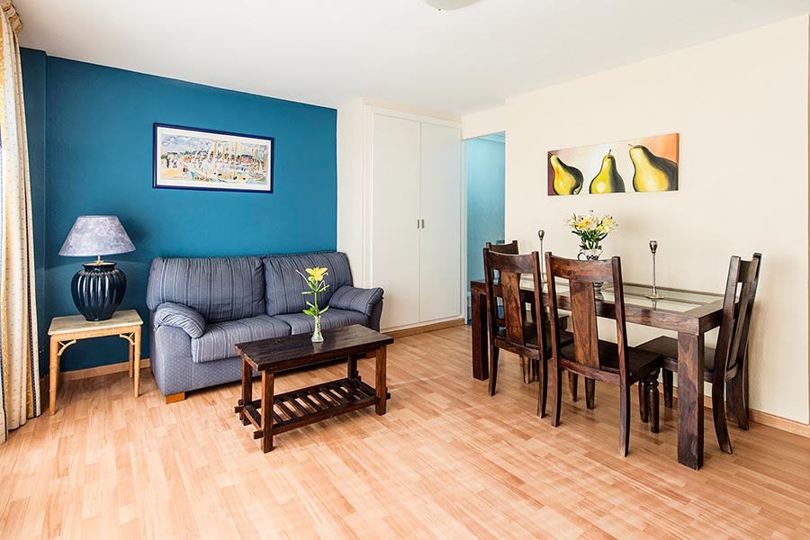 Apartamento 1 habitación del hotel El Faro Marbella. Foto 1