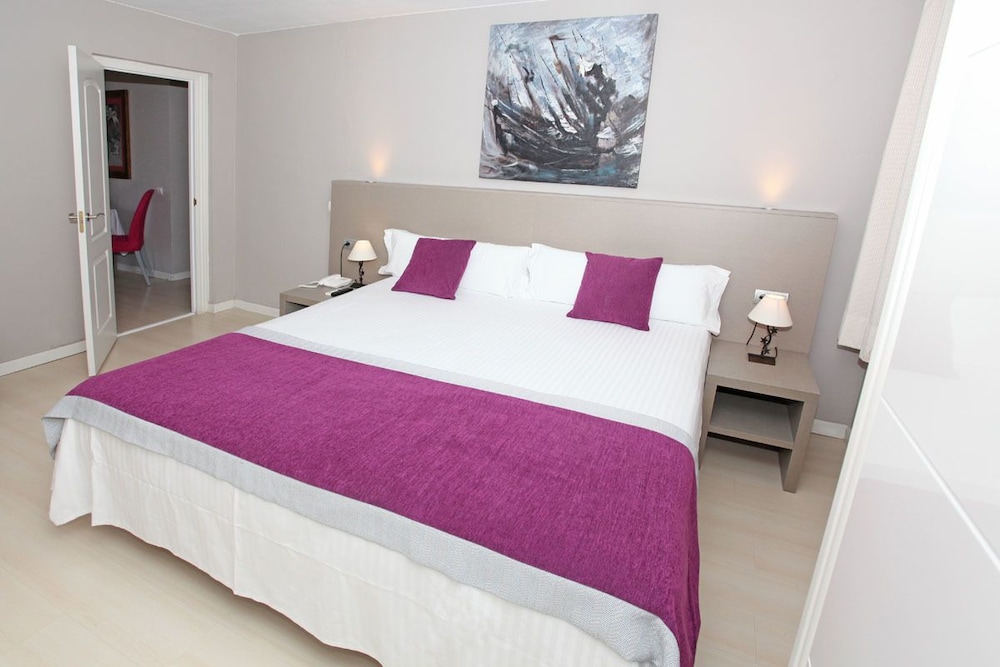 Apartamento, 1 habitación, cocina básica del hotel El Faro Marbella. Foto 1