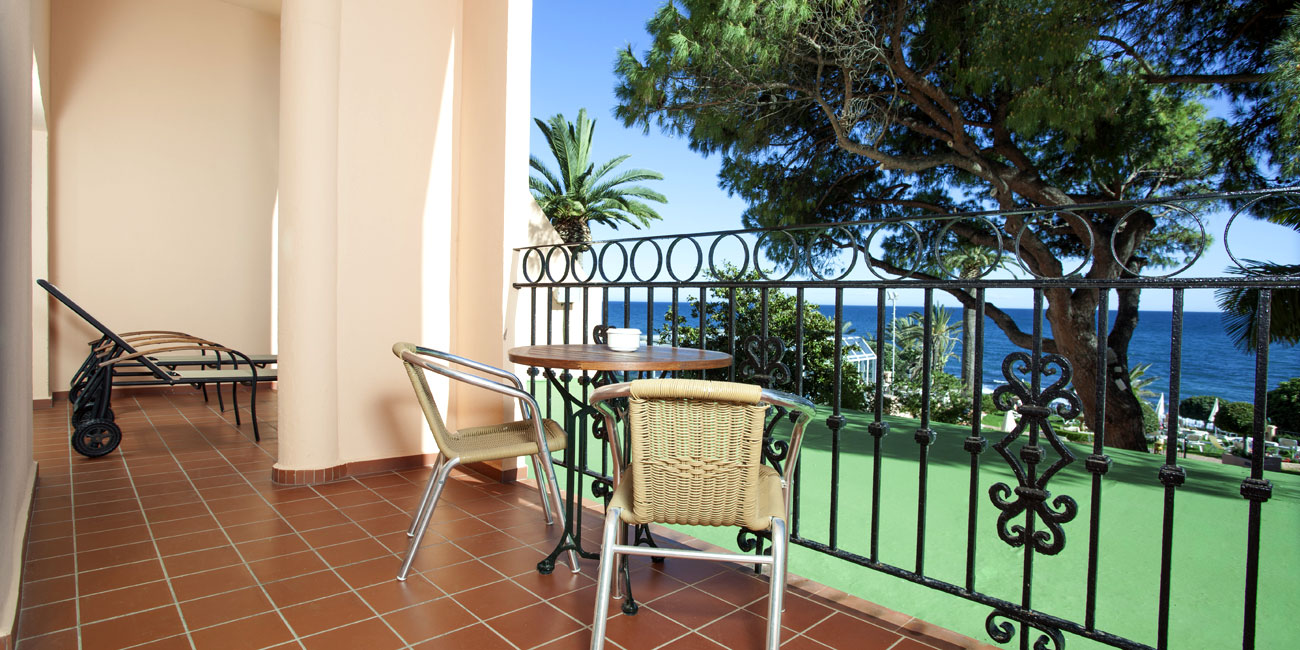 Junior suite Vista Mar del hotel Fuerte Marbella. Foto 4