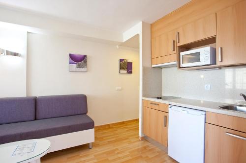 Apartamento de 1 dormitorio con vistas al mar del hotel Princesa Playa. Foto 5
