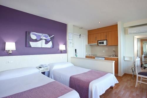 Estudio Triple Estándar del hotel Princesa Playa. Foto 3