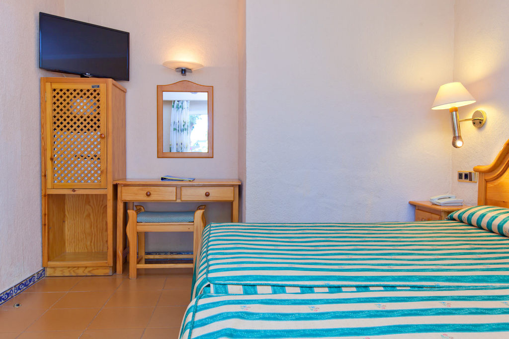 Habitación doble del hotel Marbella Playa. Foto 3