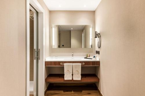 Suite Deluxe del hotel Alanda. Foto 1
