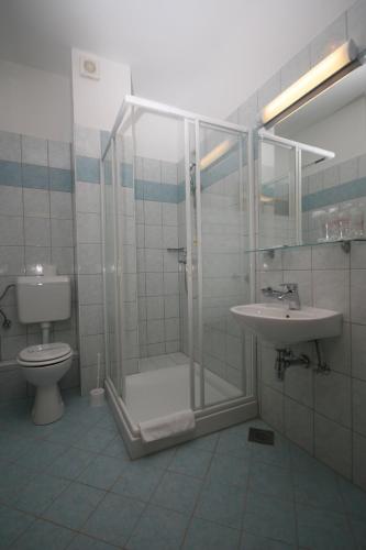 Habitación Doble - 1 o 2 camas del hotel Porto. Foto 3
