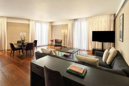 Suite Knightsbridge del hotel Bvlgari London. Foto 6