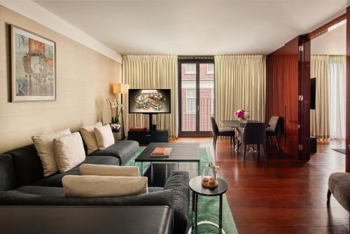Suite Deluxe del hotel Bvlgari London