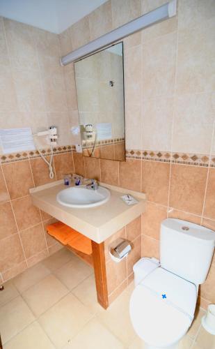 Bungalow del hotel Bungalows Playamar. Foto 10