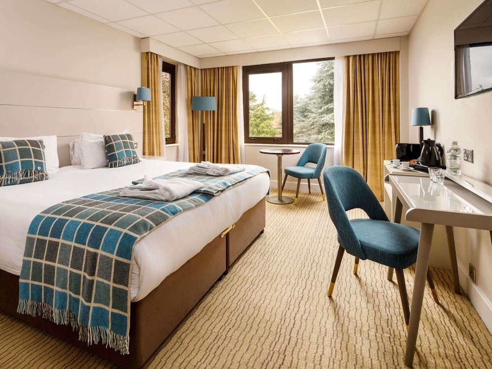Habitación Privilege con 1 cama doble del hotel Mercure Hull Grange Park. Foto 5