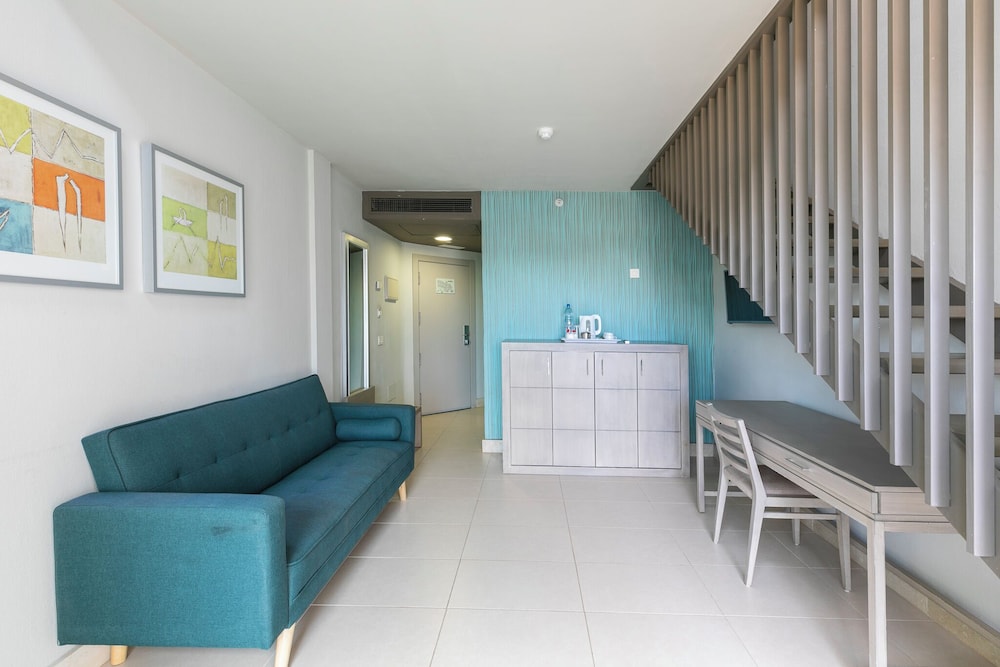 Duplex, vista mar del hotel HD Beach Resort and SPA. Foto 3