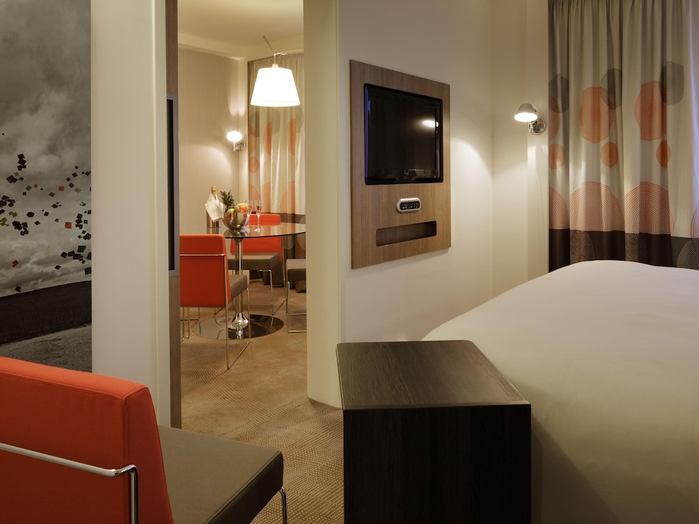 Suite ejecutiva, 1 cama de matrimonio grande del hotel Novotel London Blackfriars. Foto 2