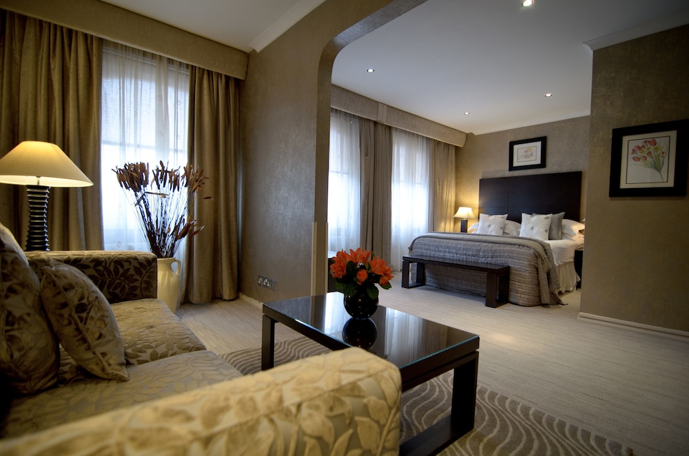 Suite junior del hotel The Beaufort Knightsbridge. Foto 4