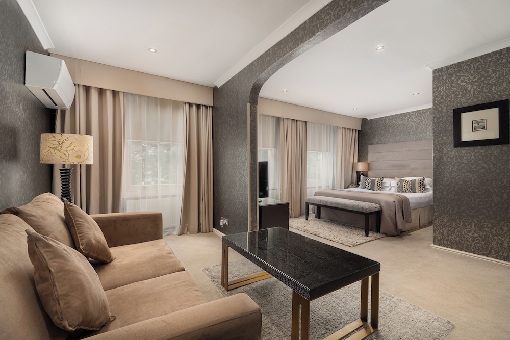 Suite junior del hotel The Beaufort Knightsbridge. Foto 11